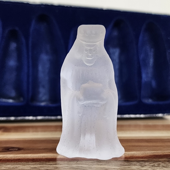 Vintage Roman Innovation Frosted Glass Nativity Scene Set of 6 with Box - Picture 11 of 15